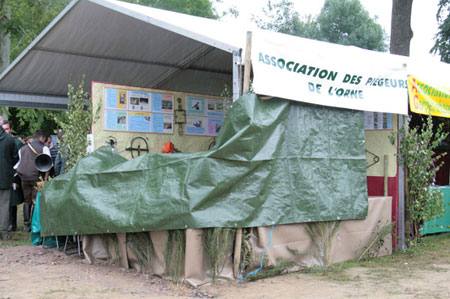 stand des pi&eacute;geurs de l'orne
